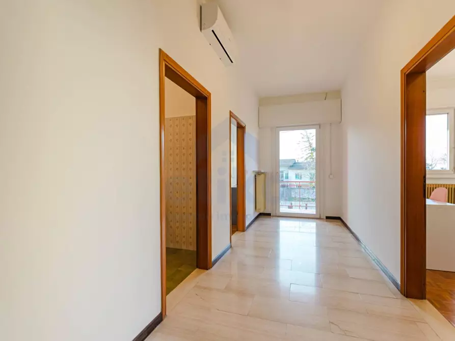 Immagine 28 di Casa semindipendente in vendita  in Via A. Boito 3 a Paese