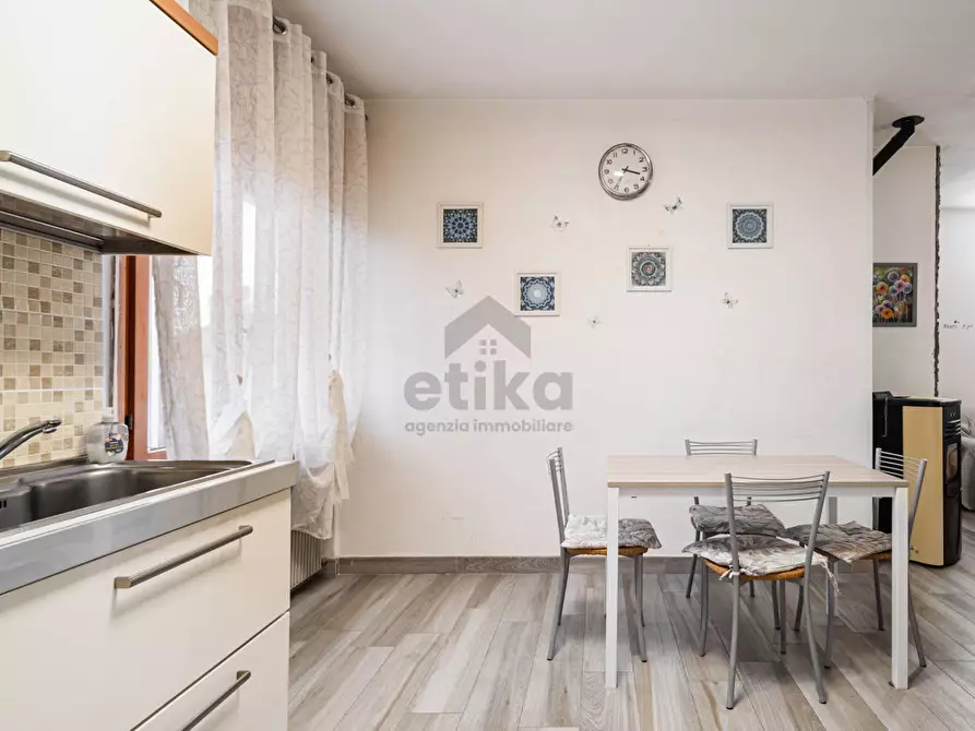 Immagine 5 di Appartamento in vendita  in VIA EINAUDI a Monastier Di Treviso