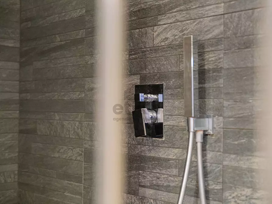 Immagine 25 di Appartamento in vendita  in VIA EINAUDI a Monastier Di Treviso