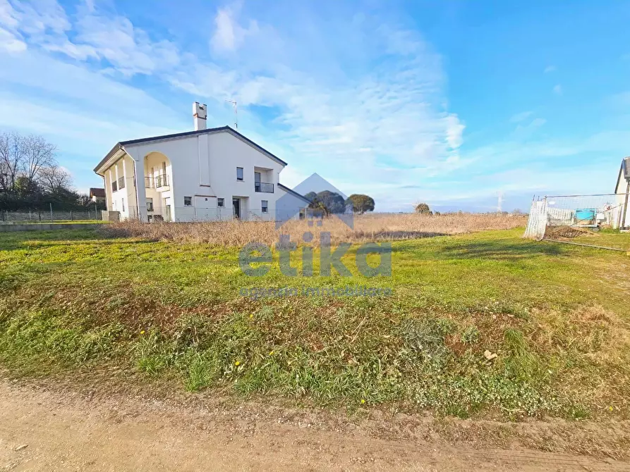 Immagine 2 di Terreno residenziale in vendita  in via fornace a Paese