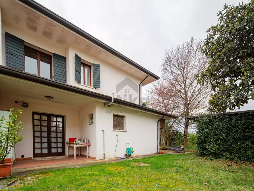Immagine 4 di Casa semindipendente in vendita  in Via scipio slataper a Treviso