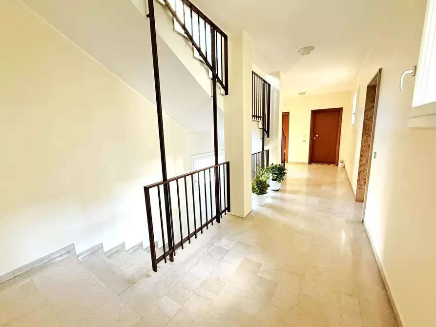 Immagine 15 di Appartamento in vendita  a Treviso