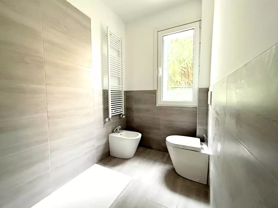 Immagine 6 di Appartamento in vendita  a Treviso