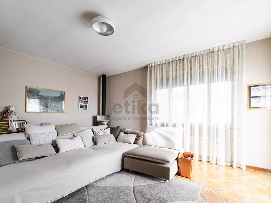 Immagine 2 di Casa indipendente in vendita  in via due Acque a Refrontolo