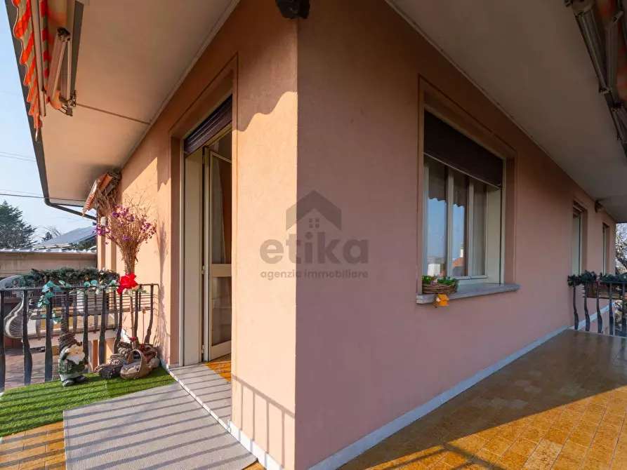 Immagine 8 di Casa indipendente in vendita  in via due Acque a Refrontolo