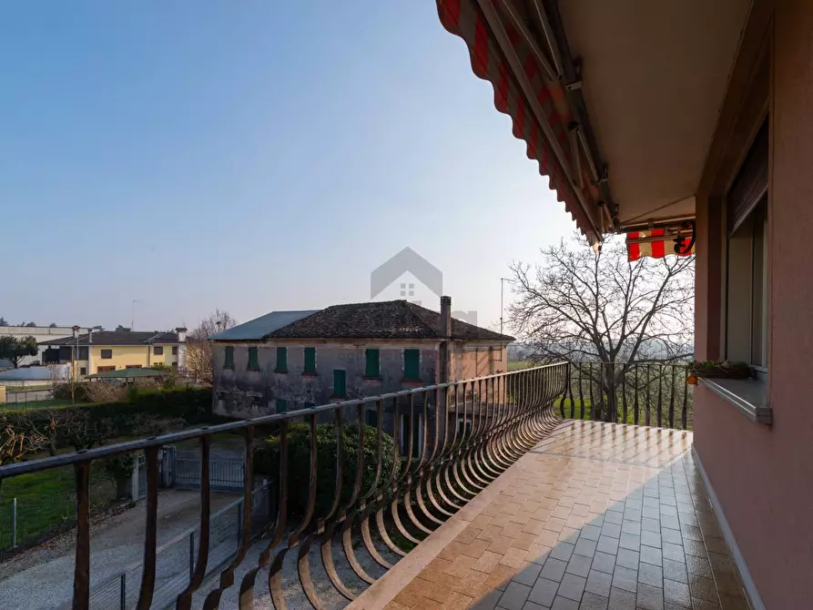 Immagine 9 di Casa indipendente in vendita  in via due Acque a Refrontolo