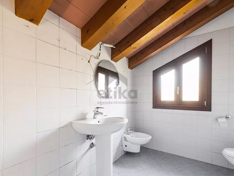 Immagine 14 di Casa semindipendente in vendita  in via salvatore quasimodo 4 a Noventa Di Piave