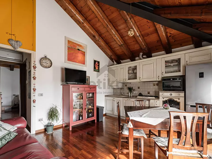 Immagine 3 di Appartamento in vendita  in via dei Picchi a Treviso