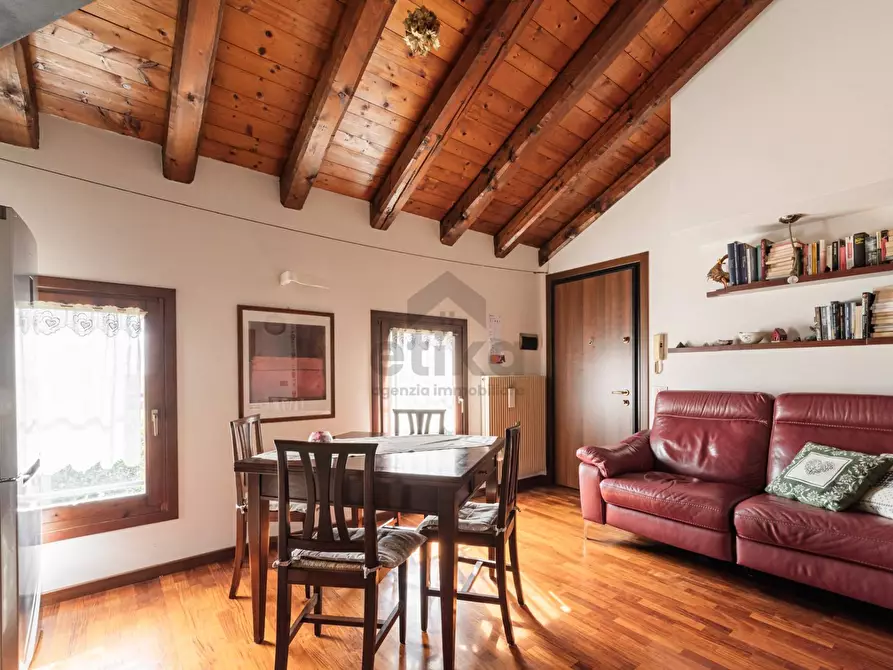 Immagine 5 di Appartamento in vendita  in via dei Picchi a Treviso