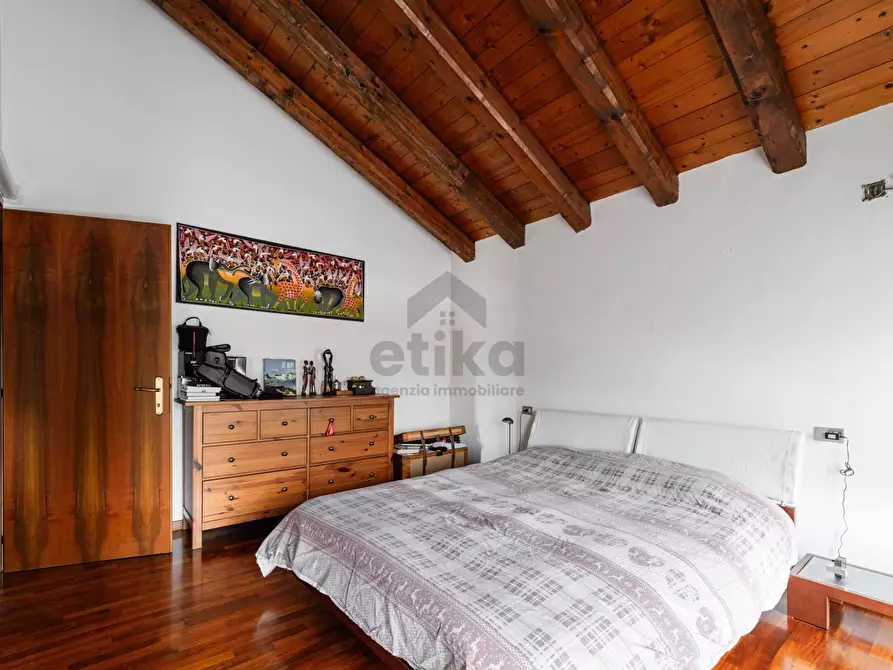 Immagine 10 di Appartamento in vendita  in via dei Picchi a Treviso