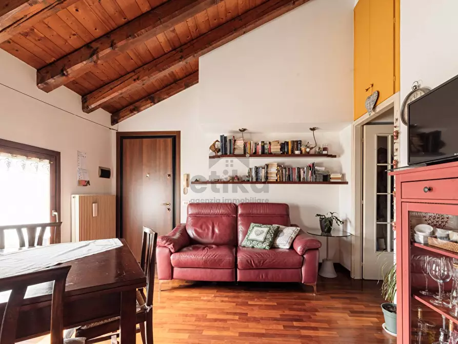 Immagine 7 di Appartamento in vendita  in via dei Picchi a Treviso