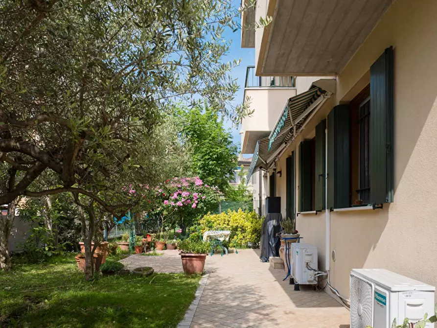 Immagine 24 di Appartamento in vendita  in via Pier Andrea Saccardo a Treviso