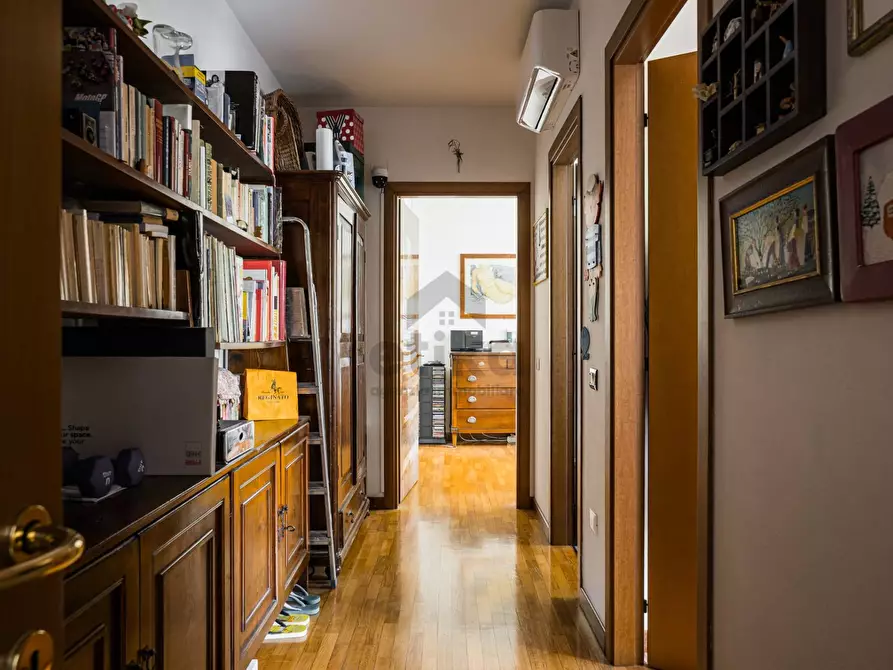 Immagine 13 di Appartamento in vendita  in via Pier Andrea Saccardo a Treviso