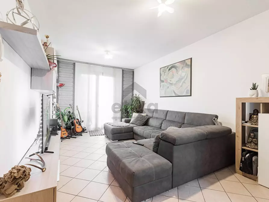 Immagine 2 di Villetta a schiera in vendita  in Via Roma 1 a Casier