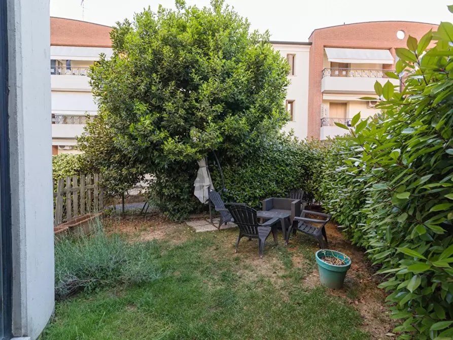 Immagine 24 di Villetta a schiera in vendita  in Via Roma 1 a Casier