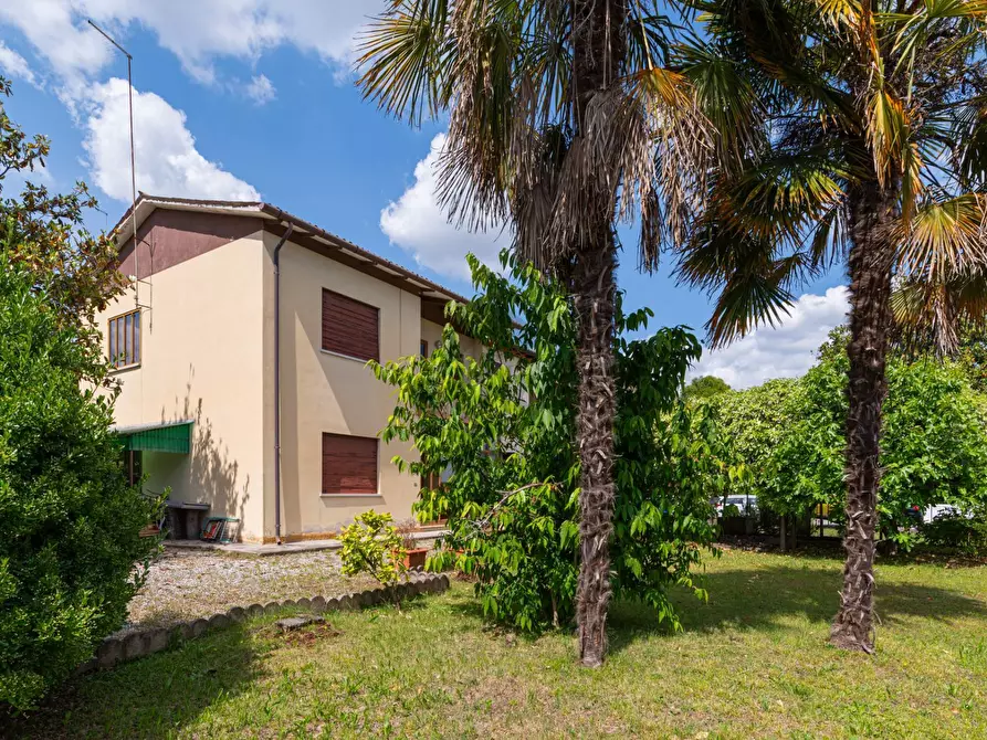 Immagine 1 di Casa semindipendente in vendita  a Treviso