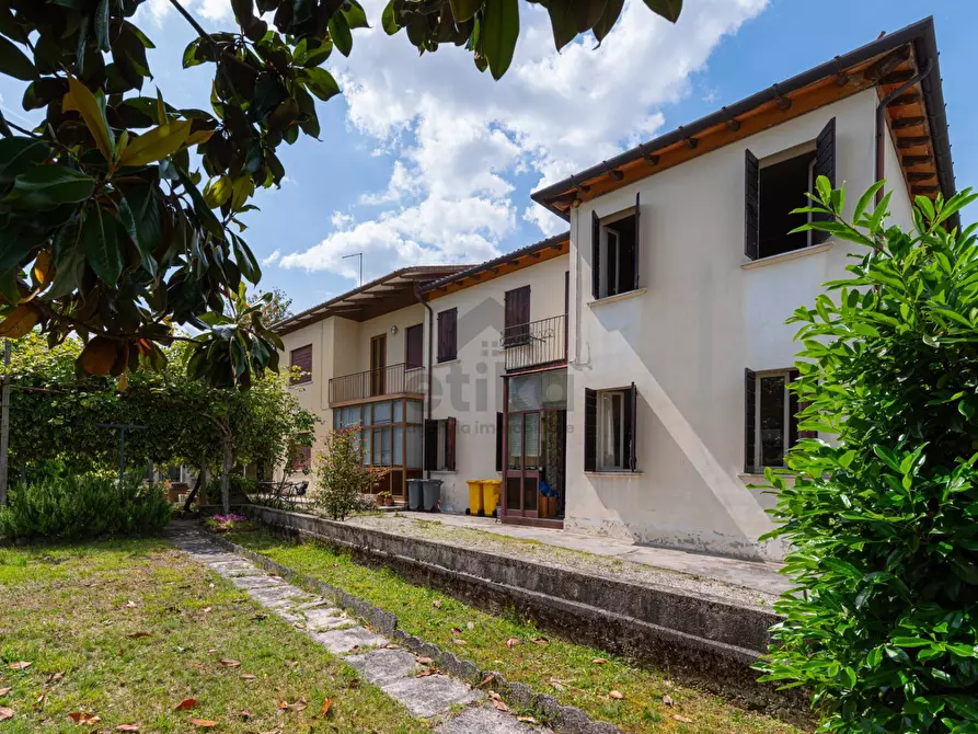 Immagine 1 di Casa semindipendente in vendita  a Treviso