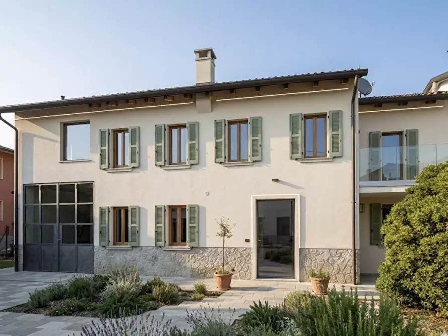 Immagine 2 di Rustico / casale in vendita  in VIA SILE a Vedelago