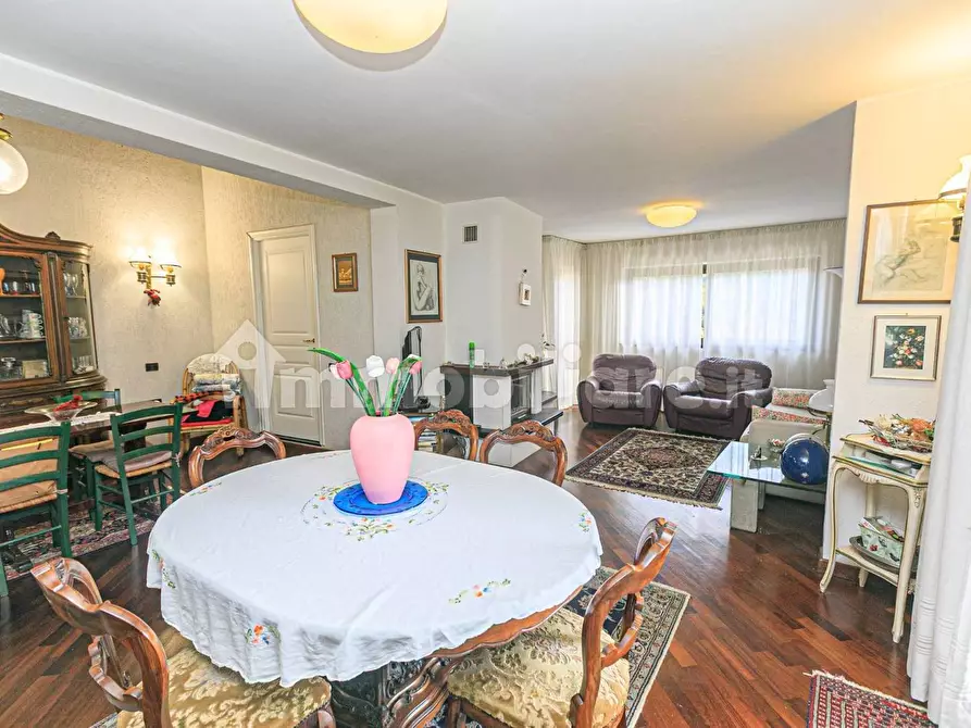 Immagine 3 di Villa in vendita  in via roma a Altivole