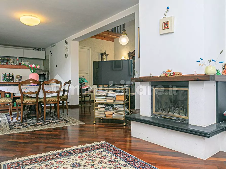 Immagine 6 di Villa in vendita  in via roma a Altivole