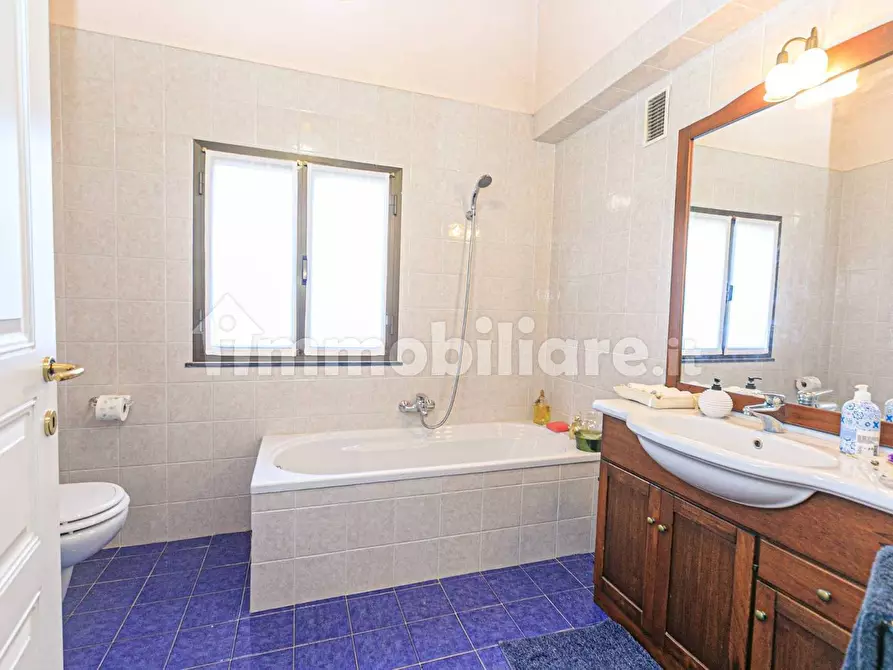 Immagine 9 di Villa in vendita  in via roma a Altivole