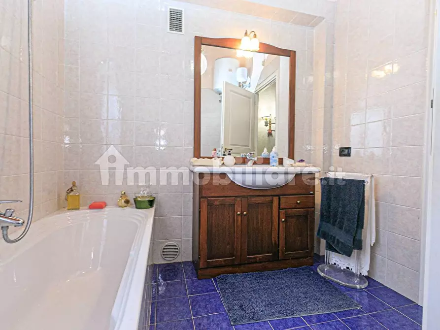 Immagine 11 di Villa in vendita  in via roma a Altivole