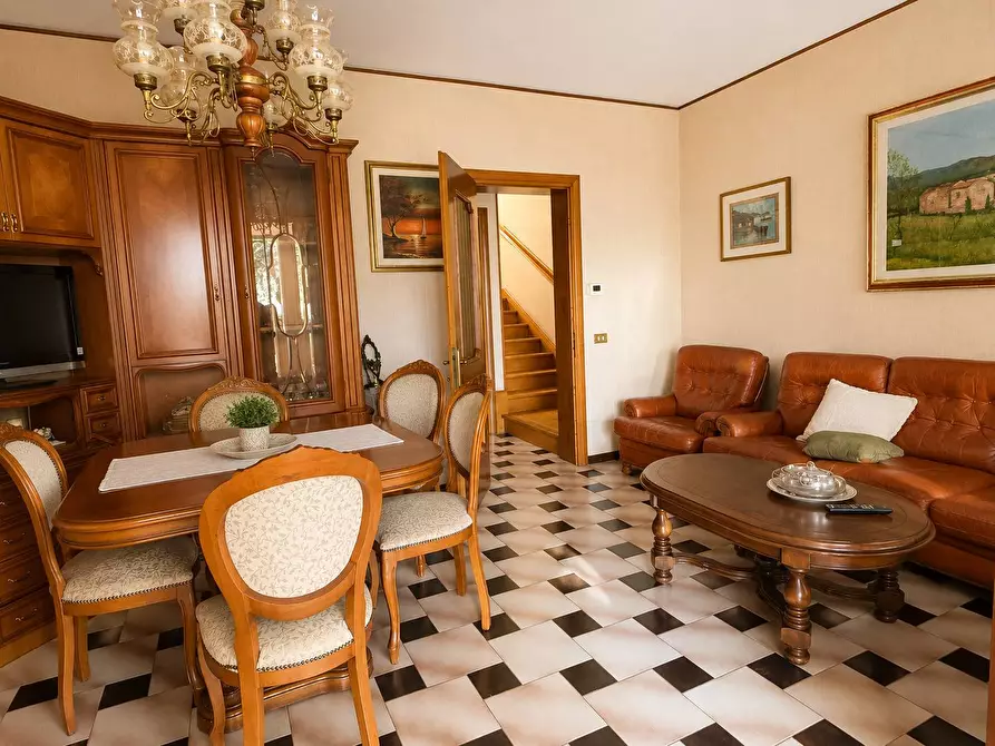 Immagine 8 di Casa semindipendente in vendita  in via monte pasubio a Spresiano
