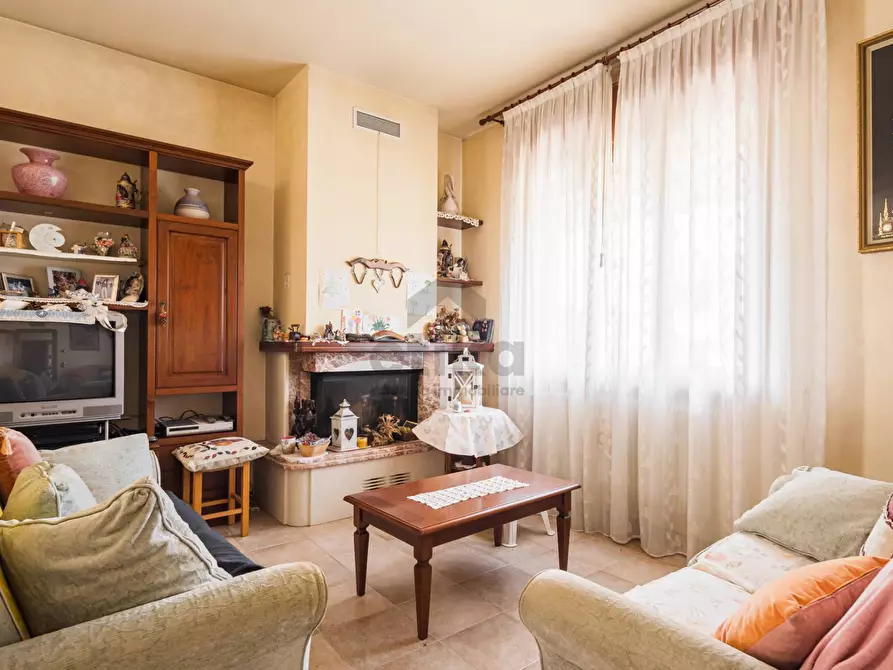Immagine 1 di Casa indipendente in vendita  a Miane