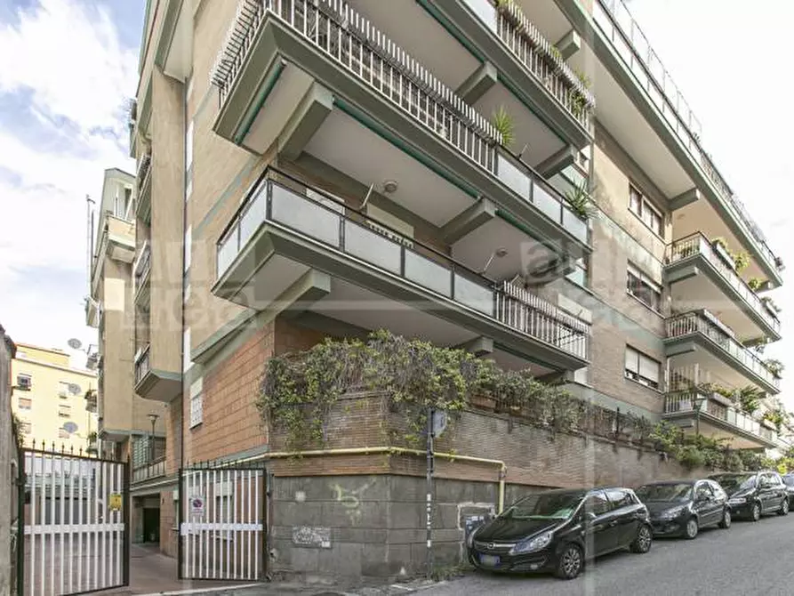 Immagine 33 di Appartamento in vendita  in POGGIO NATIVO 6 a Roma