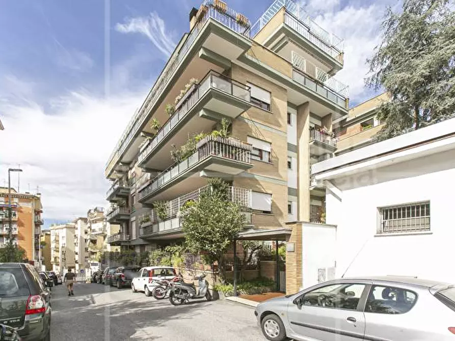 Immagine 34 di Appartamento in vendita  in POGGIO NATIVO 6 a Roma