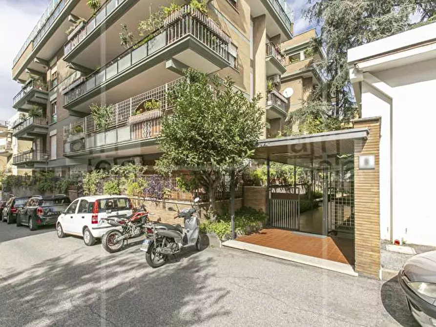 Immagine 35 di Appartamento in vendita  in POGGIO NATIVO 6 a Roma