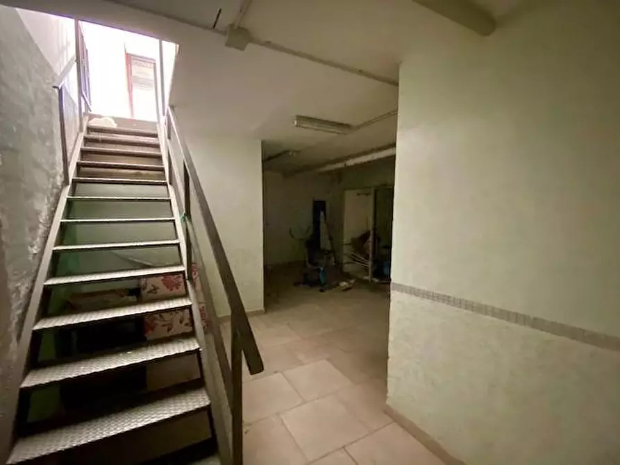 Immagine 7 di Locale commerciale in vendita  in Via Amico Aspertini 247 a Roma