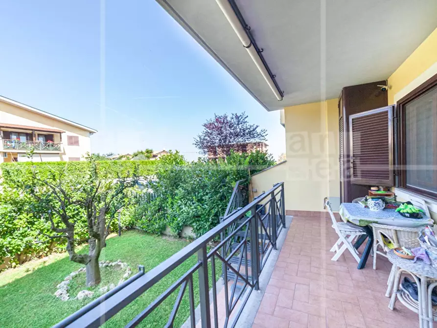 Immagine 23 di Appartamento in vendita  in Via Quadrelle 42 a Roma