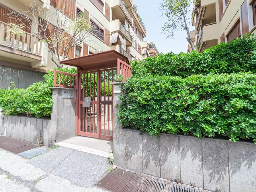 Immagine 22 di Box auto in vendita  in Via Costanzo Casana 86 a Roma