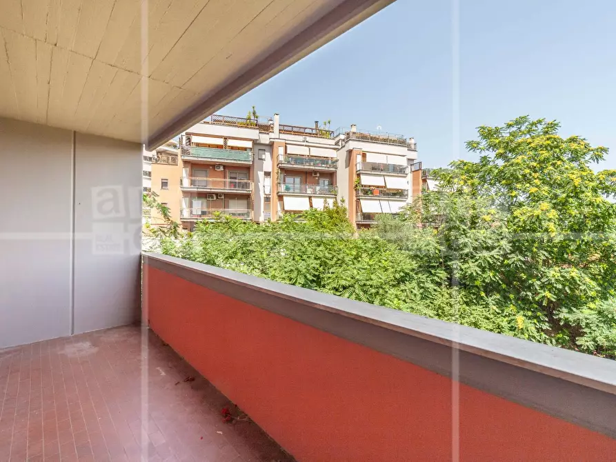 Immagine 18 di Appartamento in vendita  in Via Francesco Schupfer 93 a Roma