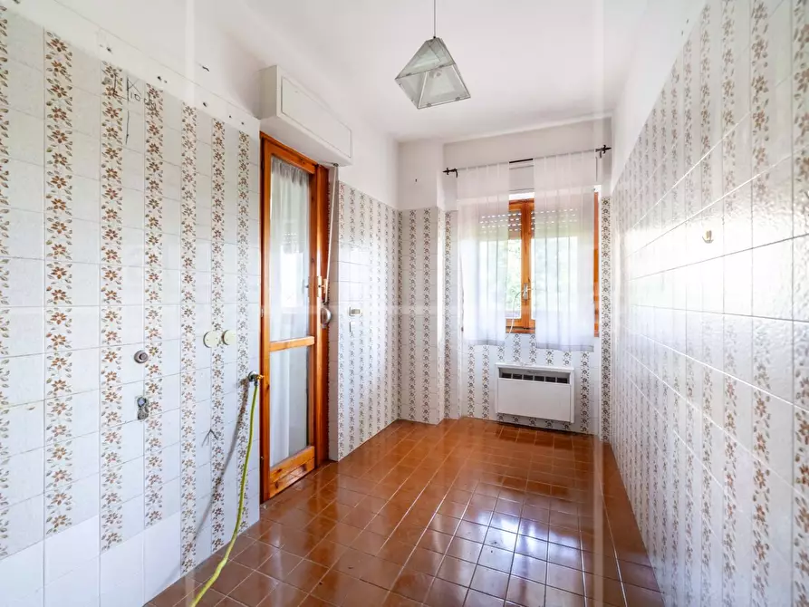 Immagine 14 di Appartamento in vendita  in Via Francesco Schupfer 93 a Roma