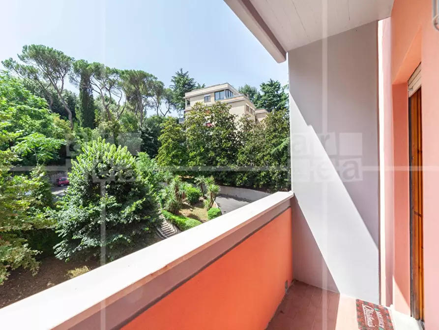 Immagine 19 di Appartamento in vendita  in Via Francesco Schupfer 93 a Roma
