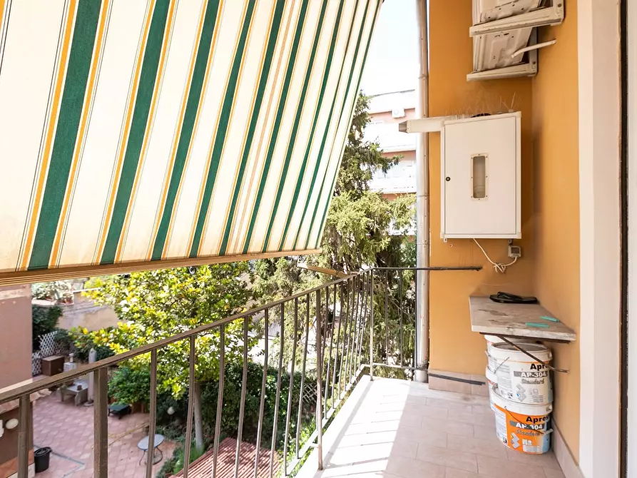 Immagine 25 di Appartamento in vendita  in Via Sesto Celere 9 a Roma