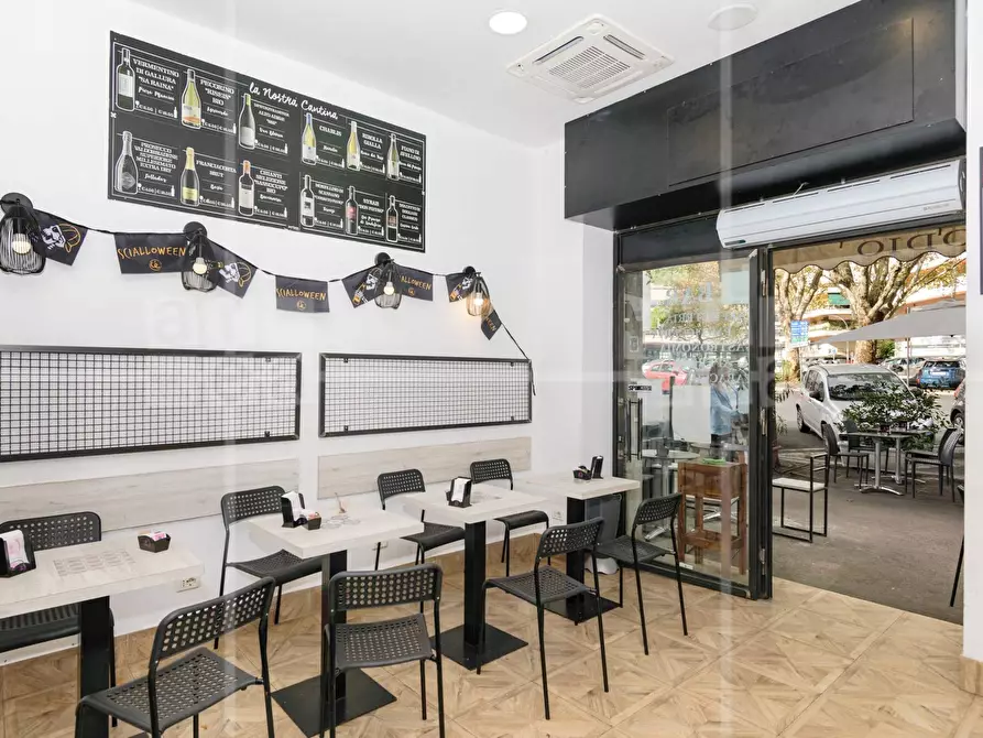 Immagine 5 di Attività commerciale in vendita  in Piazzale Clodio 20 a Roma