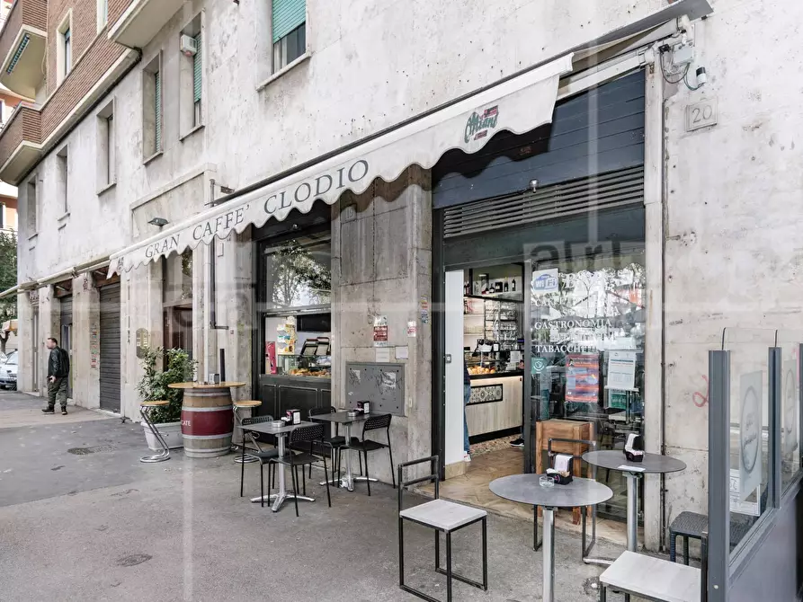 Immagine 14 di Attività commerciale in vendita  in Piazzale Clodio 20 a Roma