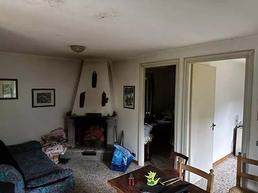 Immagine 24 di Villa in vendita  in Localià Lido dei Pioppi a Ronciglione