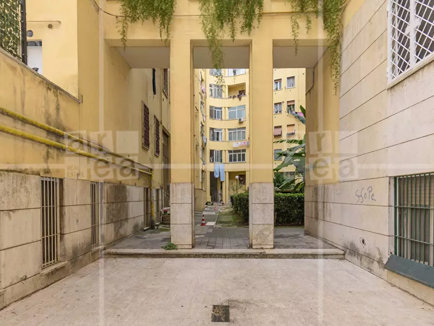 Immagine 24 di Appartamento in vendita  in via paola falconieri 3 a Roma