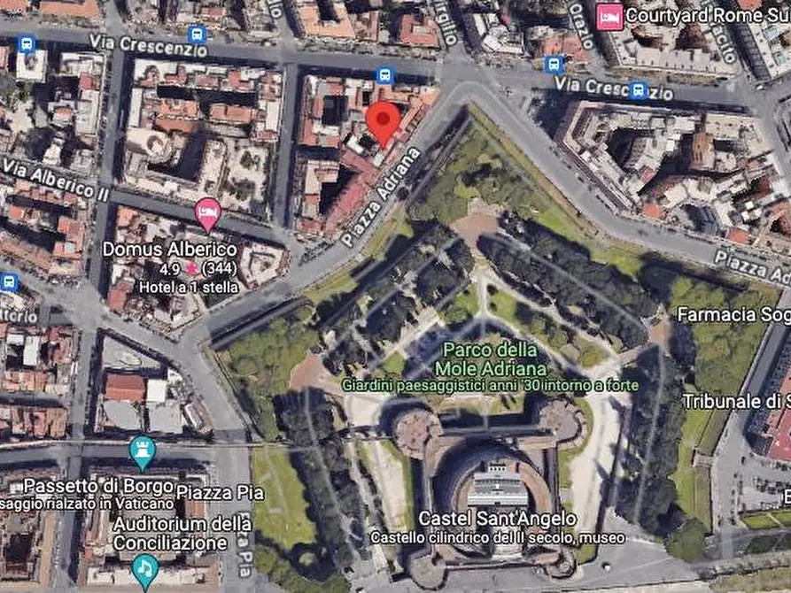 Immagine 1 di Appartamento in vendita  in Piazza Adriana a Roma