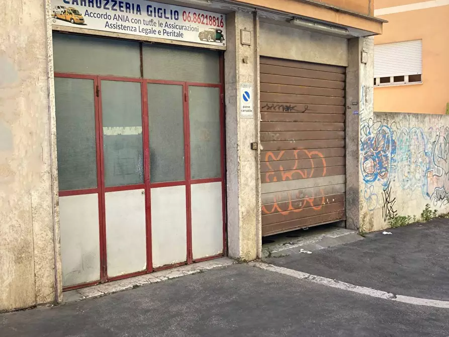Immagine 1 di Locale commerciale in vendita  in Via Tigre' 13 a Roma