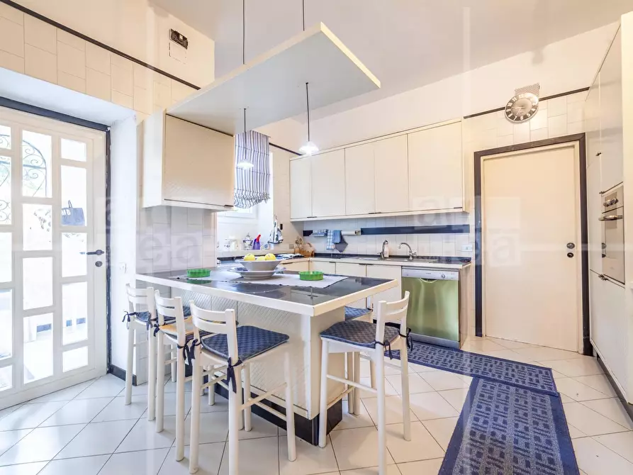 Immagine 32 di Villa in vendita  in Via Dei Laghi 32 a Ardea