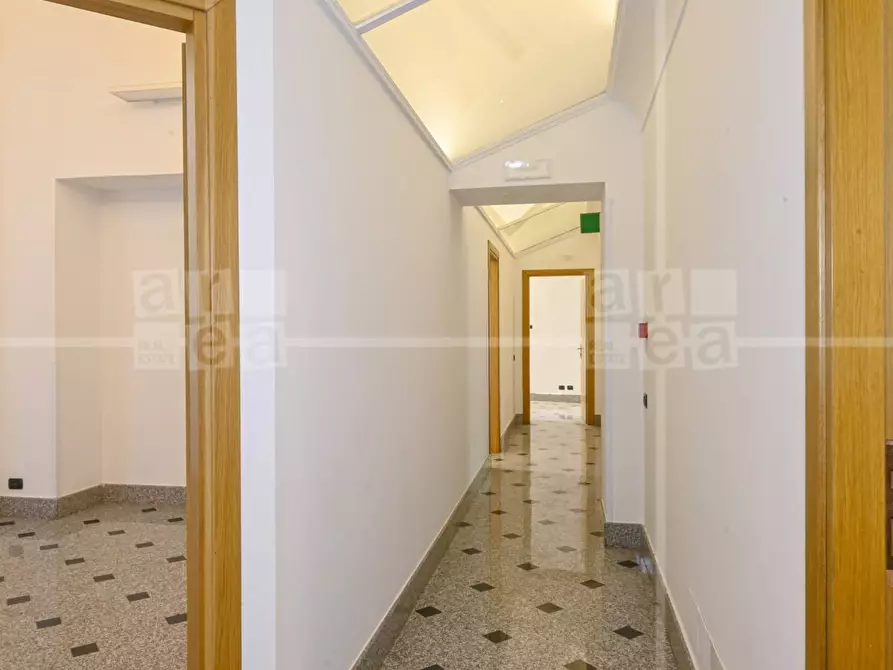 Immagine 24 di Ufficio in affitto  in Via Quattro Novembre a Roma