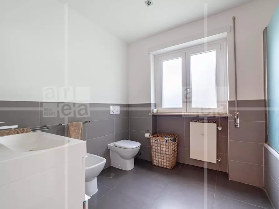 Immagine 22 di Appartamento in affitto  in Via Fiera Di Primiero 20 a Roma