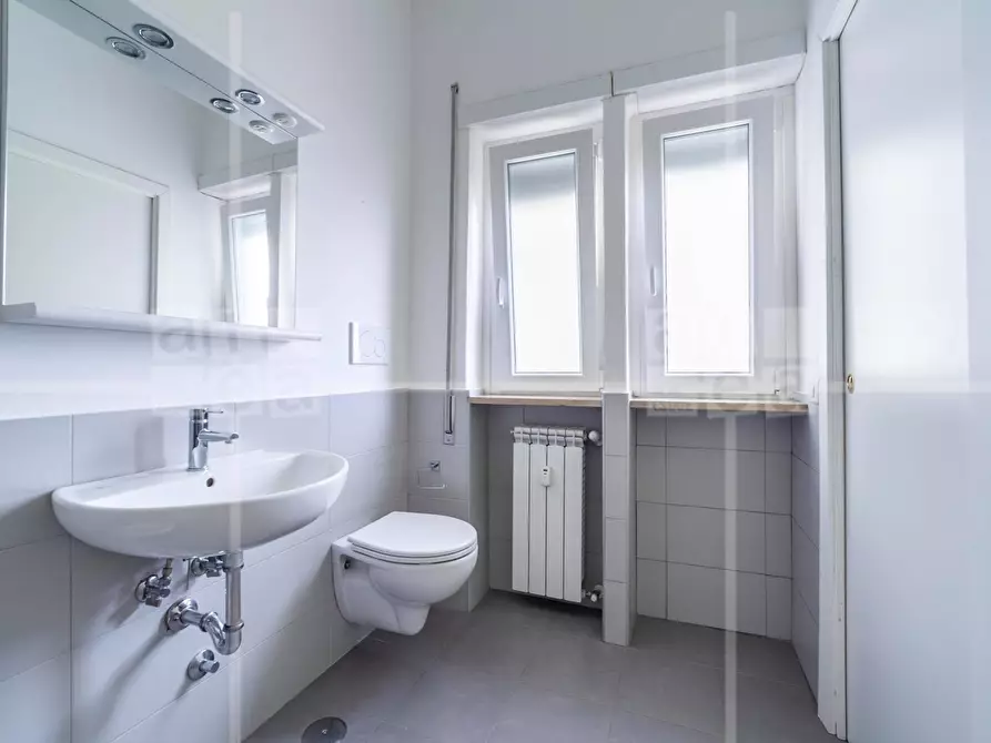 Immagine 16 di Appartamento in affitto  in Via Fiera Di Primiero 20 a Roma