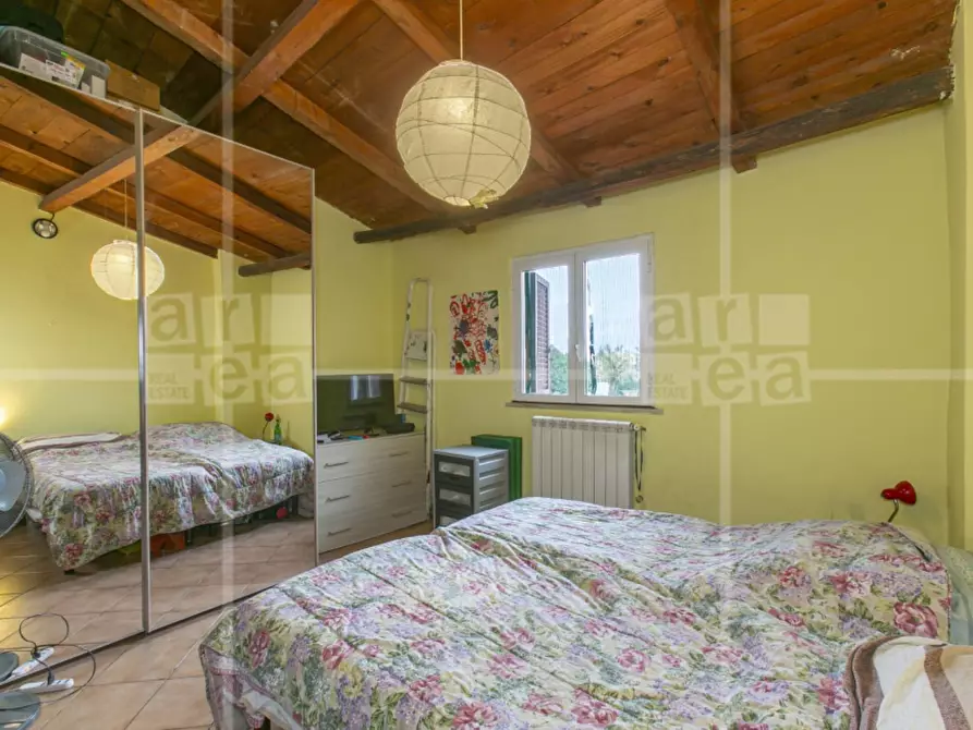 Immagine 6 di Casa indipendente in vendita  in Via Del Mandrione a Roma