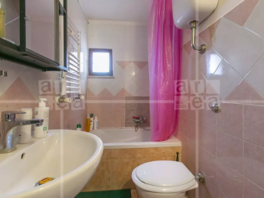 Immagine 14 di Casa indipendente in vendita  in Via Del Mandrione a Roma